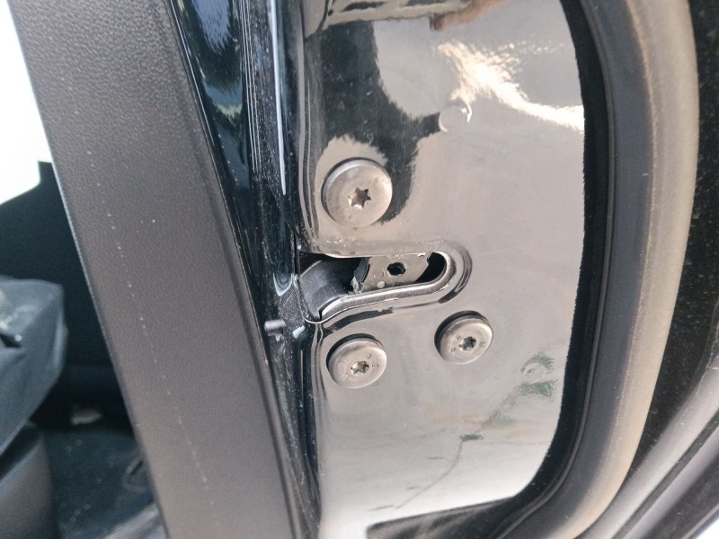 Recambio de cerradura puerta trasera derecha para renault clio v (b7_) tce 90 (b7mt) referencia OEM IAM   