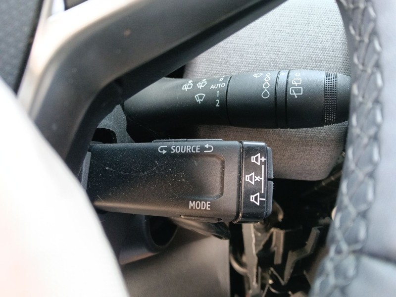 Recambio de mando multifuncion para renault clio v (b7_) tce 90 (b7mt) referencia OEM IAM   