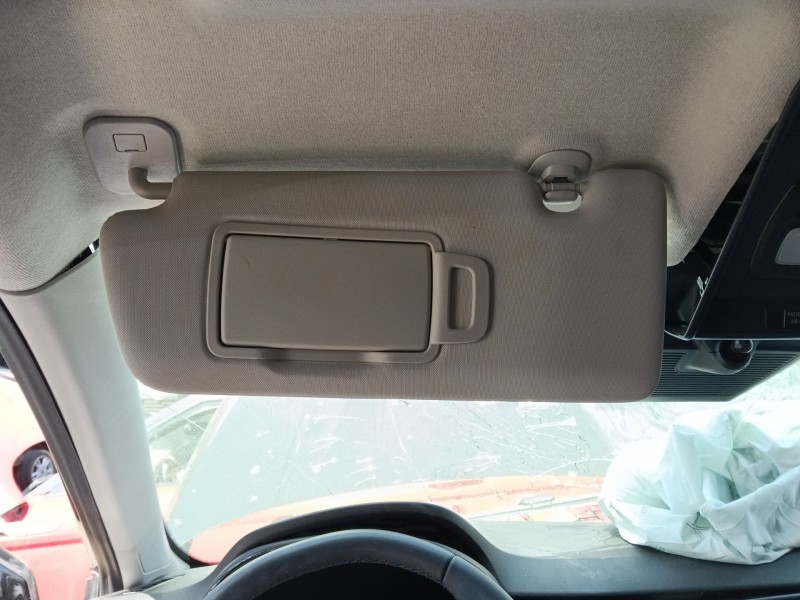 Recambio de parasol izquierdo para renault clio v (b7_) tce 90 (b7mt) referencia OEM IAM   