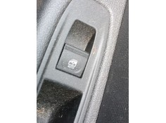 Recambio de mando elevalunas trasero derecho para renault clio v (b7_) tce 90 (b7mt) referencia OEM IAM   