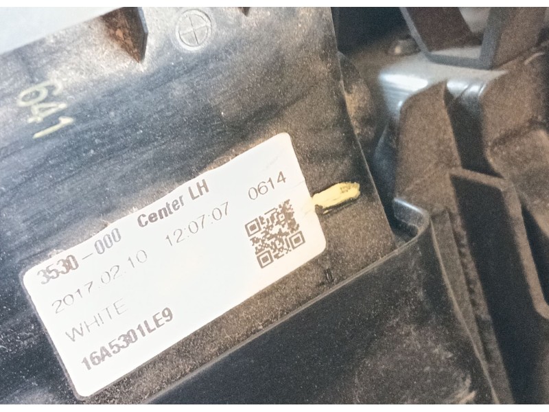 Recambio de salpicadero para land rover discovery sport (l550) 2.0 d referencia OEM IAM LR083771 16A5301LE9 