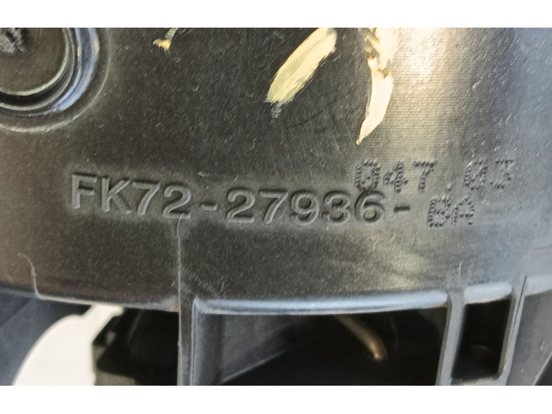 Recambio de tapa exterior combustible para land rover discovery sport (l550) 2.0 d referencia OEM IAM   