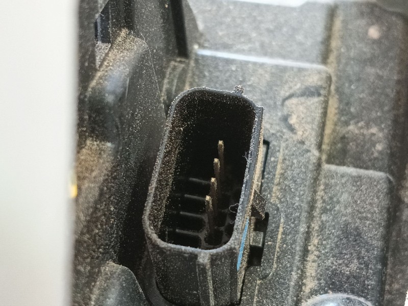 Recambio de cerradura puerta trasera izquierda para ford puma (j2k, cf7) 1.0 ecoboost referencia OEM IAM 2338041  