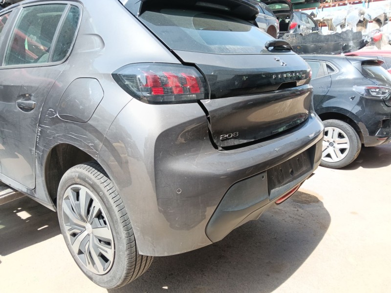 Recambio de paragolpes trasero para peugeot 208 ii (ub_, up_, uw_, uj_) 1.2 puretech 100 referencia OEM IAM   