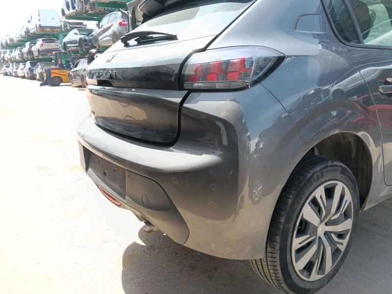 Recambio de paragolpes trasero para peugeot 208 ii (ub_, up_, uw_, uj_) 1.2 puretech 100 referencia OEM IAM   