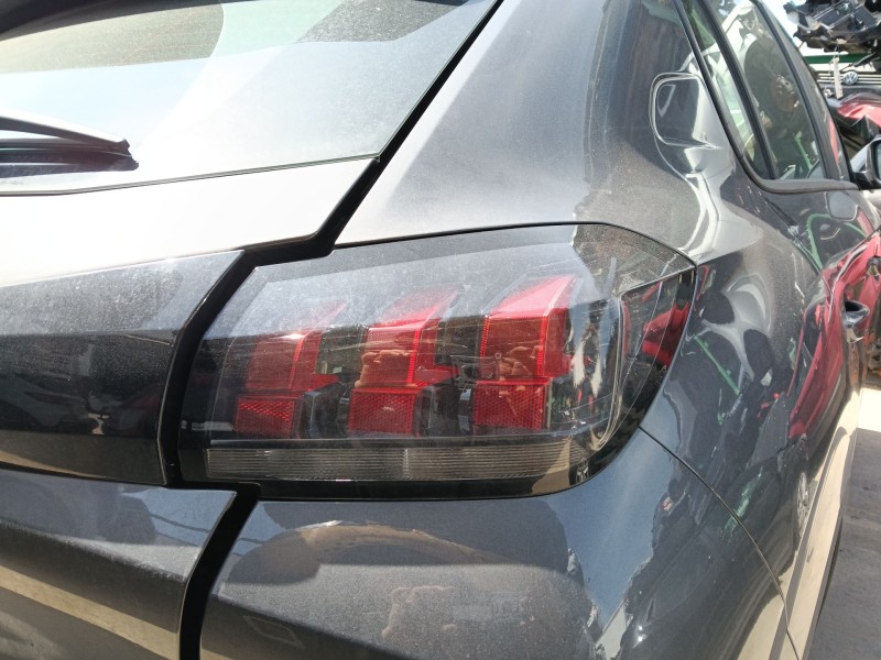 Recambio de piloto trasero derecho para peugeot 208 ii (ub_, up_, uw_, uj_) 1.2 puretech 100 referencia OEM IAM   