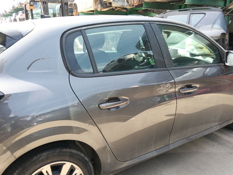 Recambio de puerta trasera derecha para peugeot 208 ii (ub_, up_, uw_, uj_) 1.2 puretech 100 referencia OEM IAM   