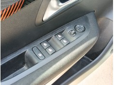Recambio de mando elevalunas delantero izquierdo para peugeot 208 ii (ub_, up_, uw_, uj_) 1.2 puretech 100 referencia OEM IAM   