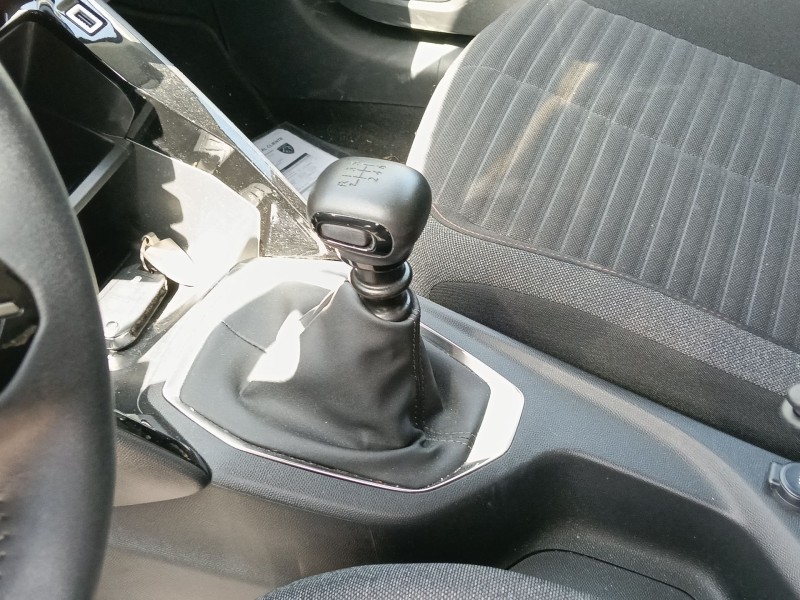 Recambio de pomo palanca cambio para peugeot 208 ii (ub_, up_, uw_, uj_) 1.2 puretech 100 referencia OEM IAM   