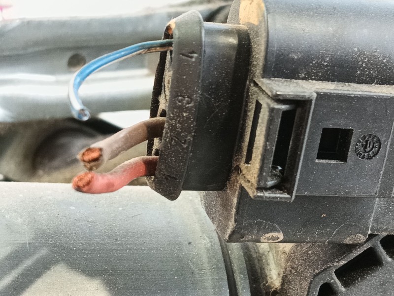 Recambio de motor limpia delantero para mercedes-benz clase c (w205) c 180 bluetec / d (205.036) referencia OEM IAM A2058208102 