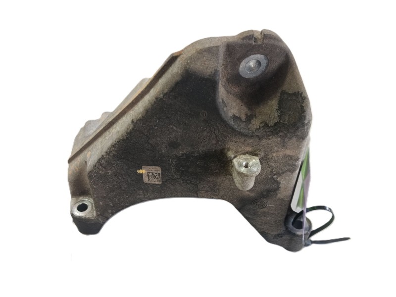 Recambio de soporte motor delantero izquierdo para mercedes-benz clase c (w205) c 180 bluetec / d (205.036) referencia OEM IAM  