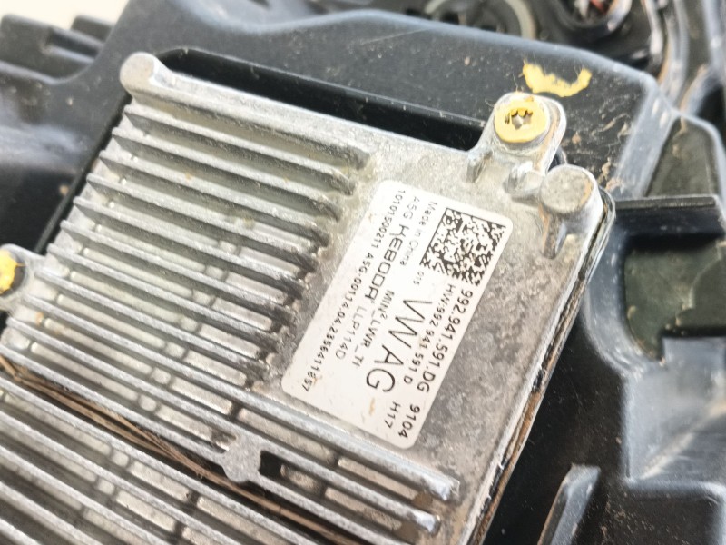 Recambio de faro izquierdo para volkswagen id.4 (e21) pro eléctrico referencia OEM IAM 11B941029B  