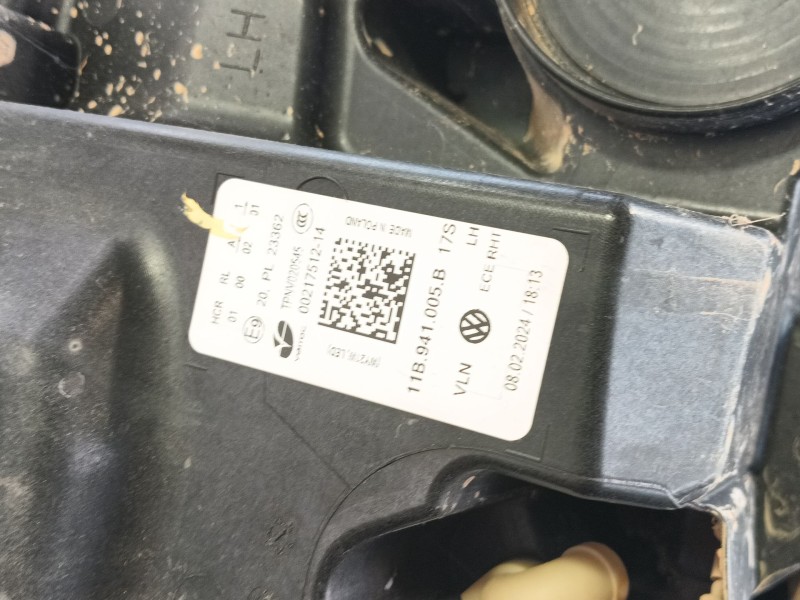 Recambio de faro izquierdo para volkswagen id.4 (e21) pro eléctrico referencia OEM IAM 11B941029B  