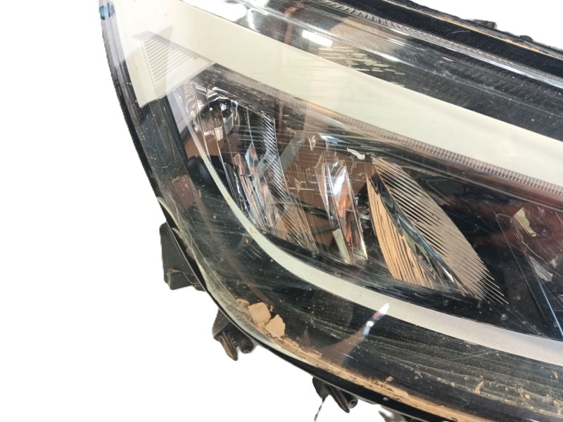 Recambio de faro derecho para volkswagen id.4 (e21) pro eléctrico referencia OEM IAM 11B941030B  