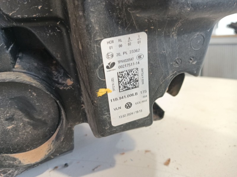 Recambio de faro derecho para volkswagen id.4 (e21) pro eléctrico referencia OEM IAM 11B941030B  