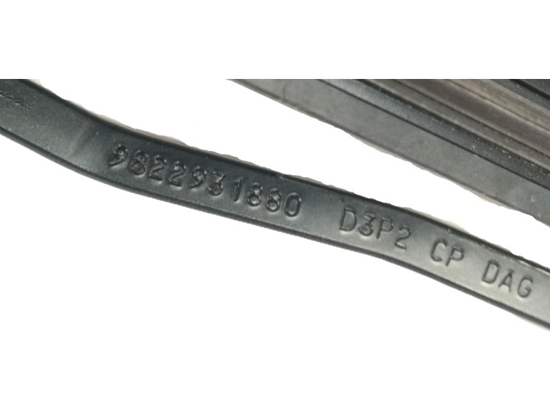 Recambio de brazo limpia delantero derecho para opel corsa f (p2jo) corsa-e (68) referencia OEM IAM   