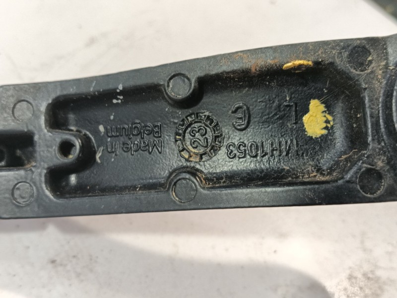 Recambio de brazo limpia delantero izquierdo para volkswagen id.4 (e21) pro eléctrico referencia OEM IAM   