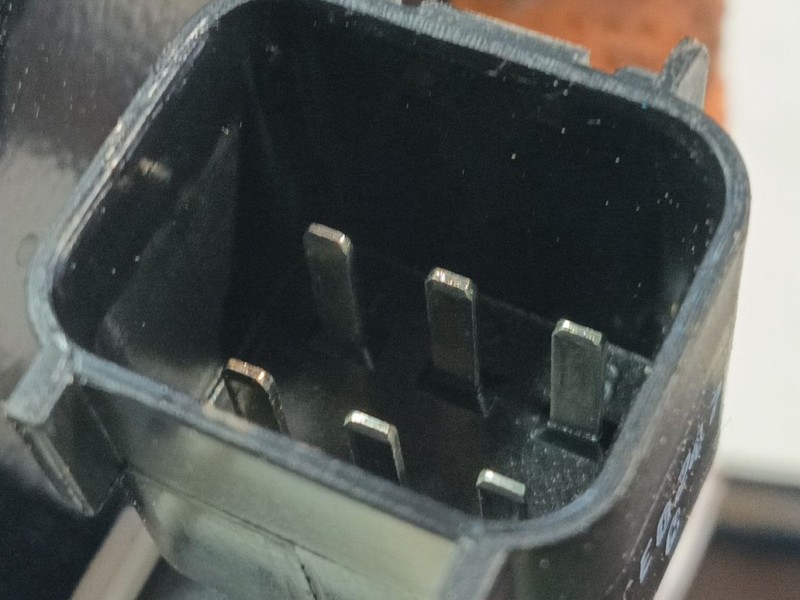 Recambio de elevalunas trasero derecho para land rover discovery sport (l550) 2.0 d referencia OEM IAM LR126074  