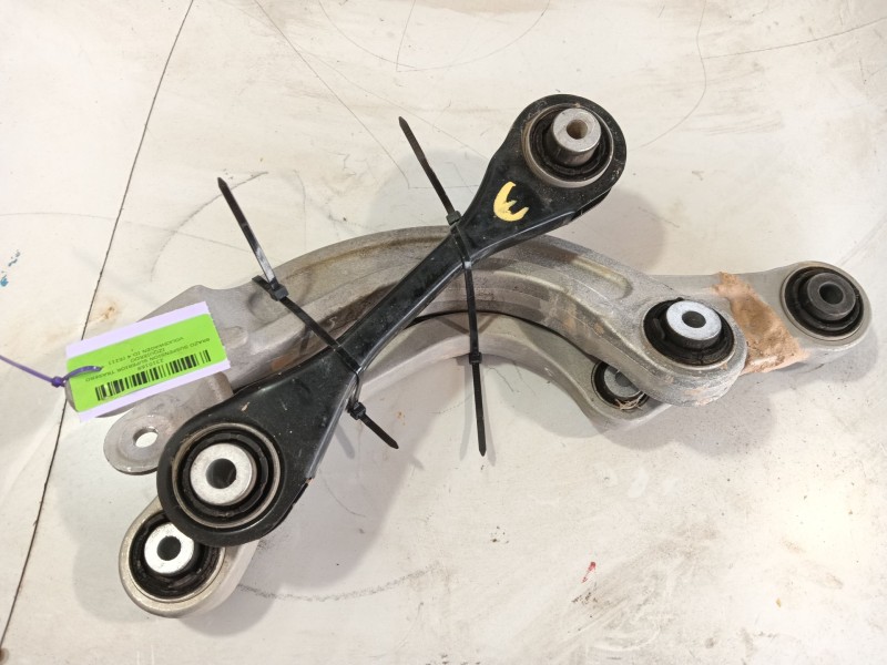 Recambio de brazo suspension superior trasero izquierdo para volkswagen id.4 (e21) pro eléctrico referencia OEM IAM   