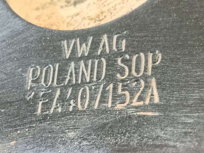 Recambio de brazo suspension inferior delantero derecho para volkswagen id.4 (e21) pro eléctrico referencia OEM IAM 1EA407152A  