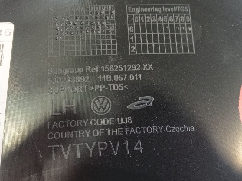 Recambio de guarnecido puerta delantera izquierda para volkswagen id.4 (e21) pro eléctrico referencia OEM IAM   