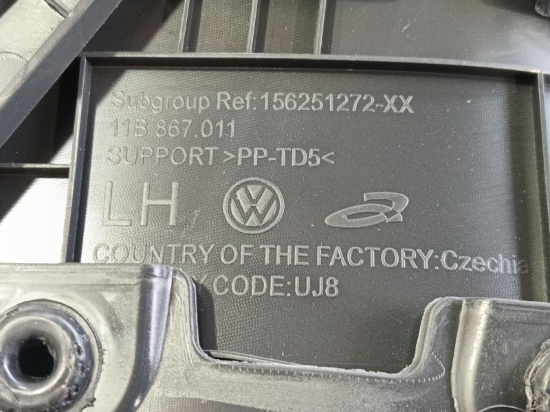 Recambio de guarnecido puerta delantera izquierda para volkswagen id.4 (e21) pro eléctrico referencia OEM IAM   
