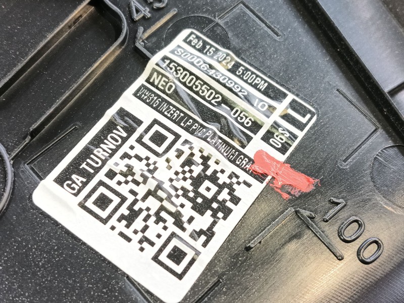 Recambio de guarnecido puerta delantera izquierda para volkswagen id.4 (e21) pro eléctrico referencia OEM IAM   