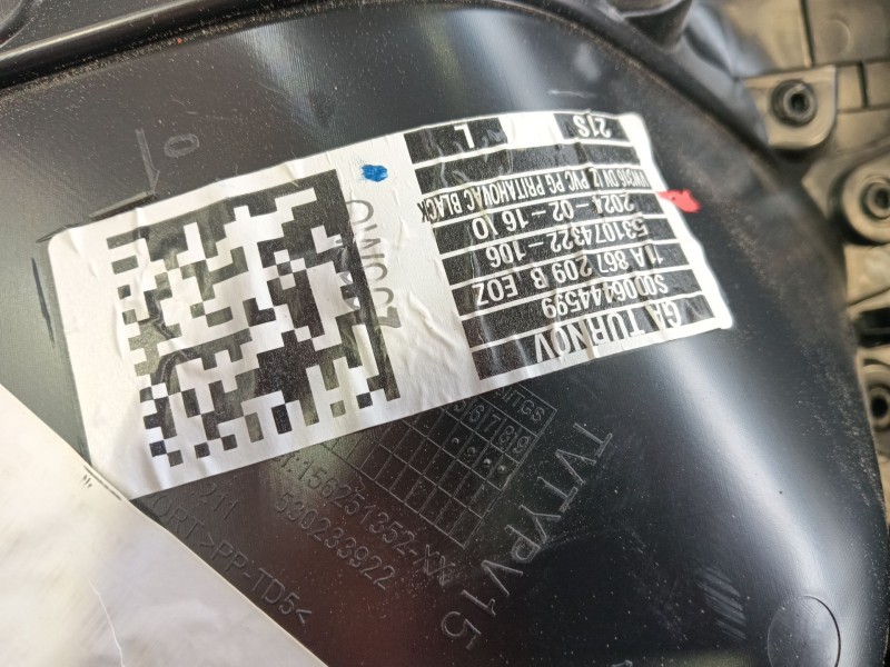 Recambio de guarnecido puerta trasera izquierda para volkswagen id.4 (e21) pro eléctrico referencia OEM IAM   