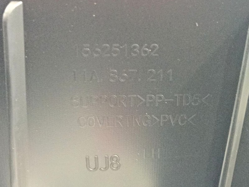 Recambio de guarnecido puerta trasera izquierda para volkswagen id.4 (e21) pro eléctrico referencia OEM IAM   