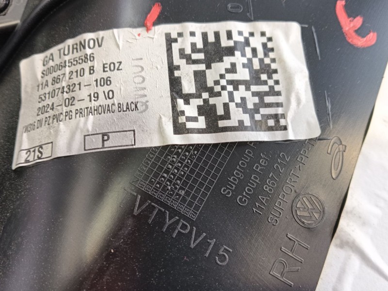 Recambio de guarnecido puerta trasera derecha para volkswagen id.4 (e21) pro eléctrico referencia OEM IAM   