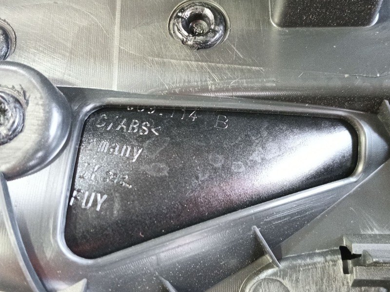 Recambio de guarnecido puerta trasera derecha para volkswagen id.4 (e21) pro eléctrico referencia OEM IAM   