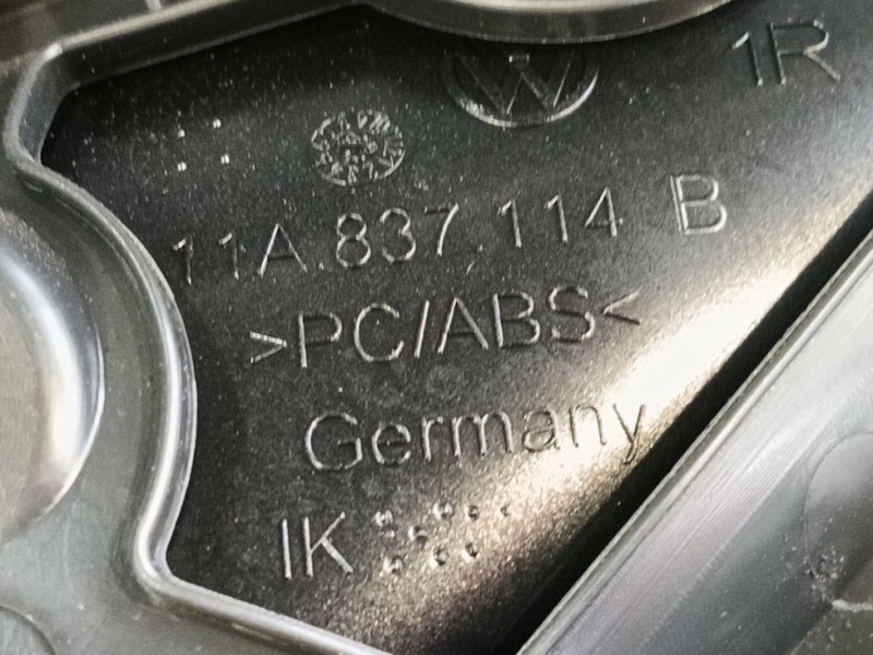 Recambio de guarnecido puerta delantera derecha para volkswagen id.4 (e21) pro eléctrico referencia OEM IAM   