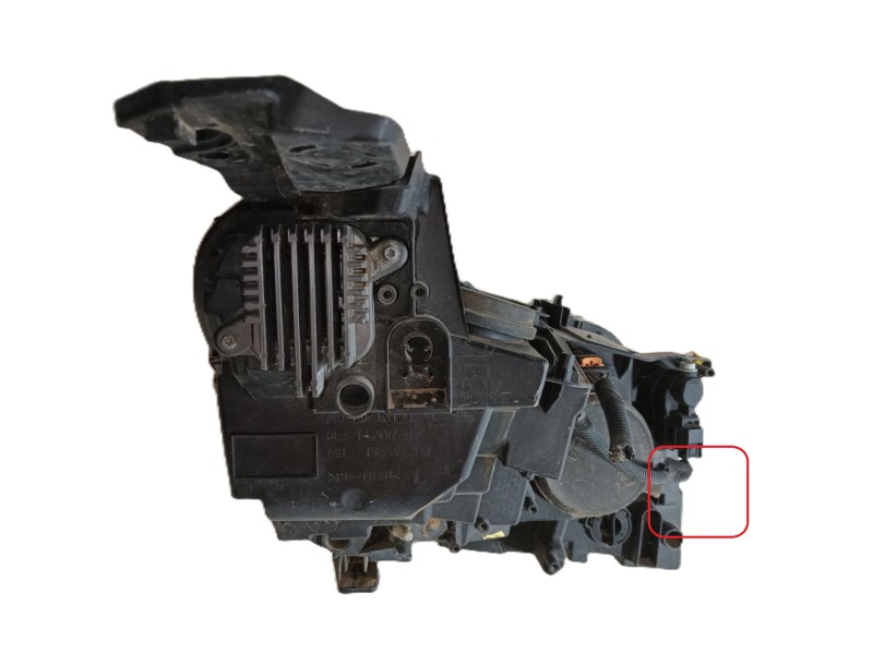 Recambio de faro izquierdo para peugeot 3008 ii suv (mc_, mr_, mj_, m4_) 1.5 bluehdi 130 referencia OEM IAM 1616878180  