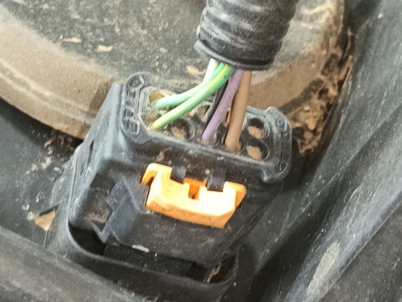 Recambio de faro izquierdo para peugeot 3008 ii suv (mc_, mr_, mj_, m4_) 1.5 bluehdi 130 referencia OEM IAM 1616878180  