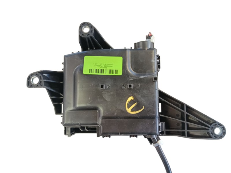 Recambio de caja reles / fusibles para lexus nx ii (_a2_, _h2_) 450h+ e-four (aazh26) referencia OEM IAM  8266278310 