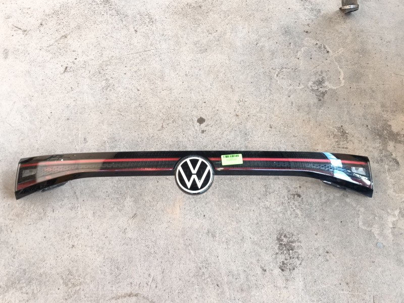 Recambio de piloto trasero central para volkswagen id.4 (e21) pro eléctrico referencia OEM IAM   