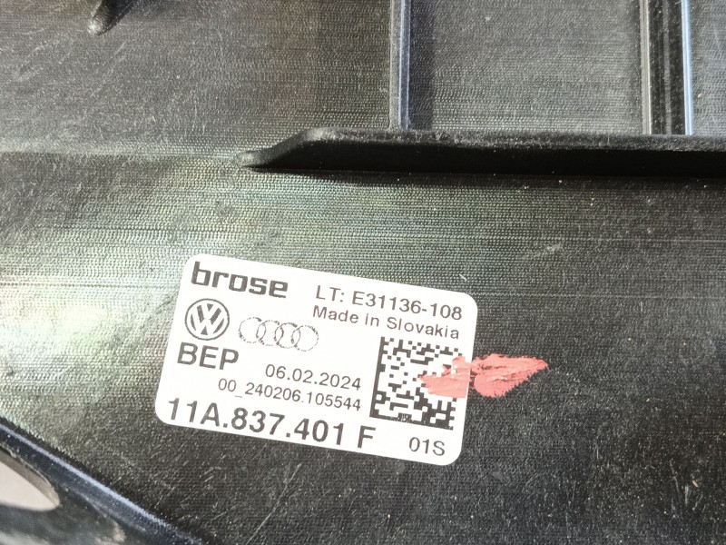 Recambio de elevalunas delantero izquierdo para volkswagen id.4 (e21) pro eléctrico referencia OEM IAM 11A837461F  