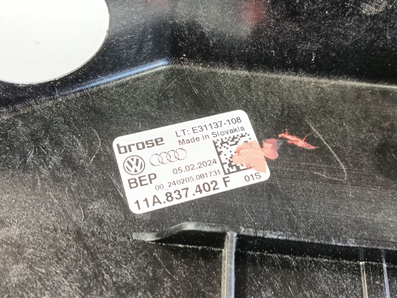 Recambio de elevalunas delantero derecho para volkswagen id.4 (e21) pro eléctrico referencia OEM IAM 11A837462F  