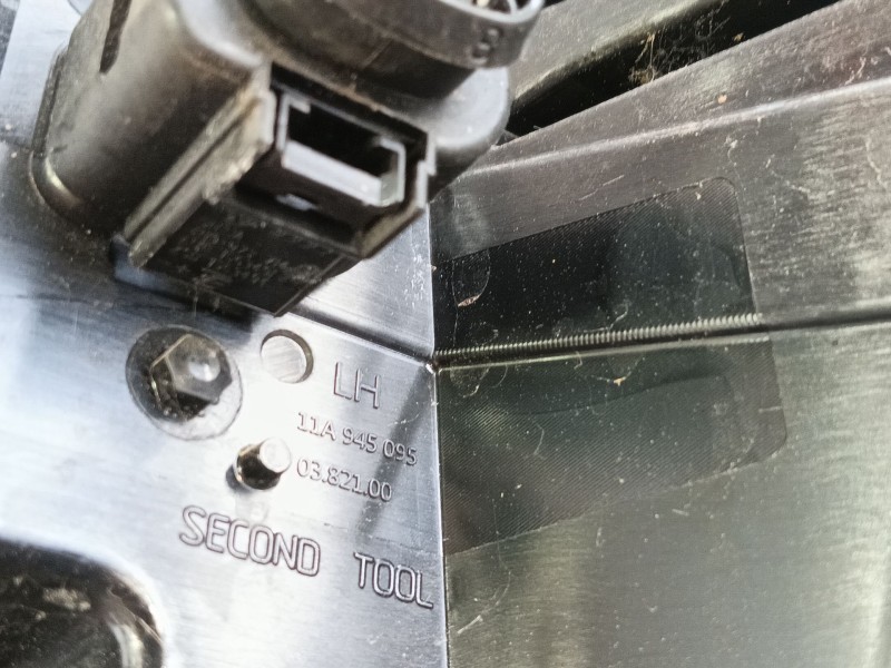 Recambio de piloto trasero izquierdo para volkswagen id.4 (e21) pro eléctrico referencia OEM IAM 11A945095  