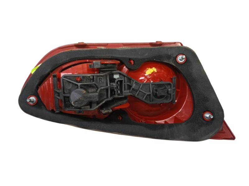 Recambio de piloto trasero derecho interior para seat leon (1p1) 1.6 tdi referencia OEM IAM 1P0945108F  