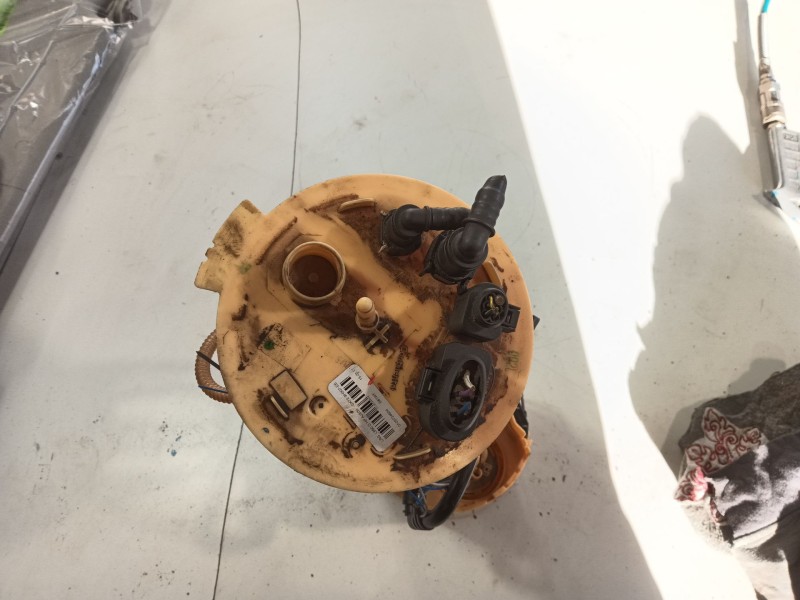 Recambio de bomba combustible para land rover discovery sport (l550) 2.0 d referencia OEM IAM LR065230  