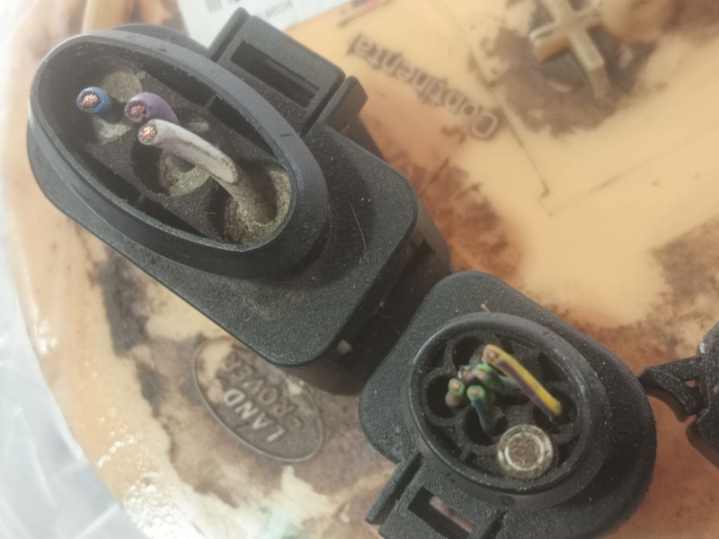 Recambio de bomba combustible para land rover discovery sport (l550) 2.0 d referencia OEM IAM LR065230  