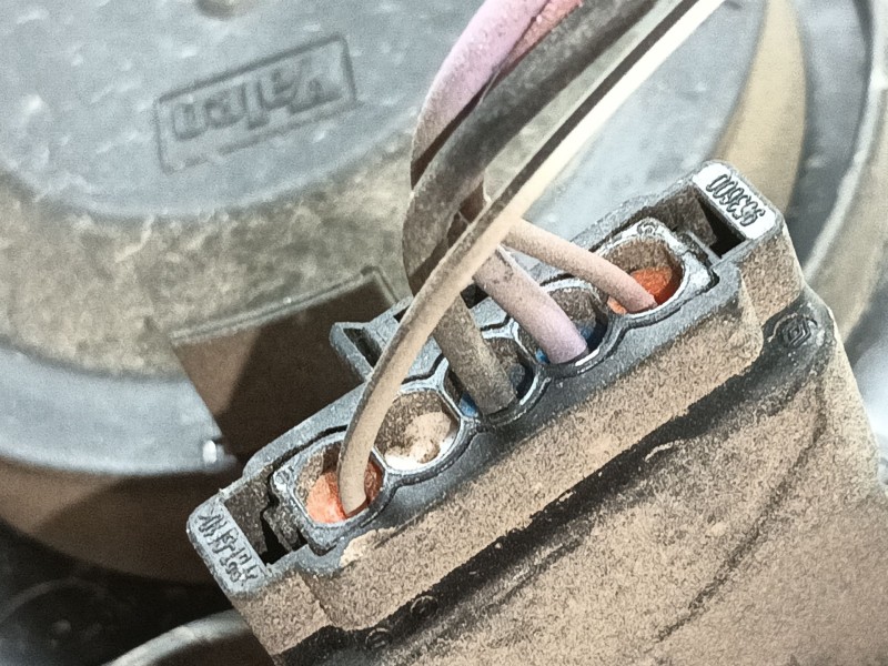 Recambio de faro derecho para renault scénic iii (jz0/1_) 1.5 dci referencia OEM IAM 260108250R  