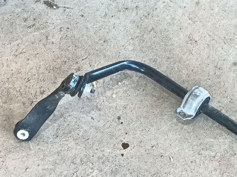 Recambio de barra estabilizadora trasera para volkswagen id.4 (e21) pro eléctrico referencia OEM IAM   