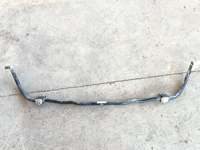 Recambio de barra estabilizadora delantera para volkswagen t-cross (c11, d31) 1.0 tsi referencia OEM IAM   