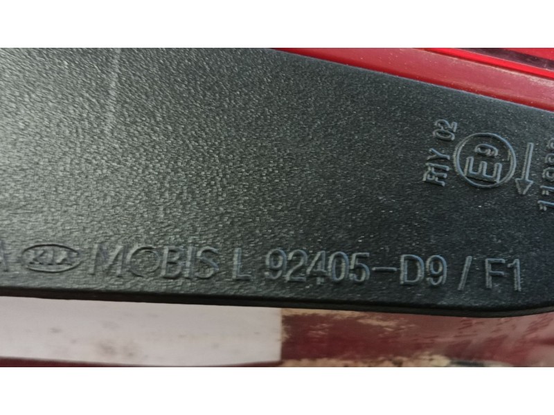 Recambio de piloto trasero izquierdo interior para kia sportage iv (ql, qle) 1.7 crdi referencia OEM IAM   