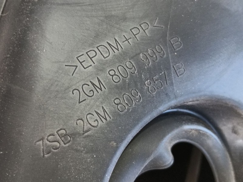 Recambio de tapa exterior combustible para volkswagen t-cross (c11, d31) 1.0 tsi referencia OEM IAM   