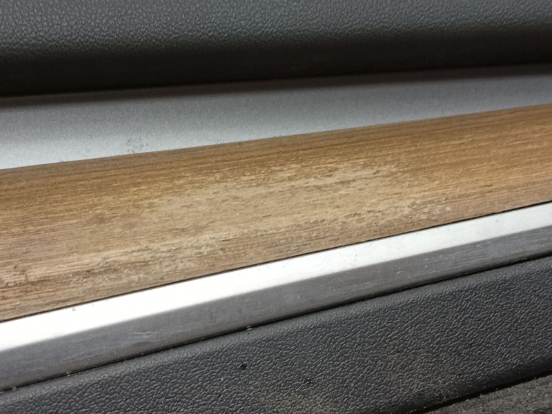 Recambio de guarnecido puerta delantera derecha para tesla model 3 ev awd referencia OEM IAM 158812702C 109000711D 