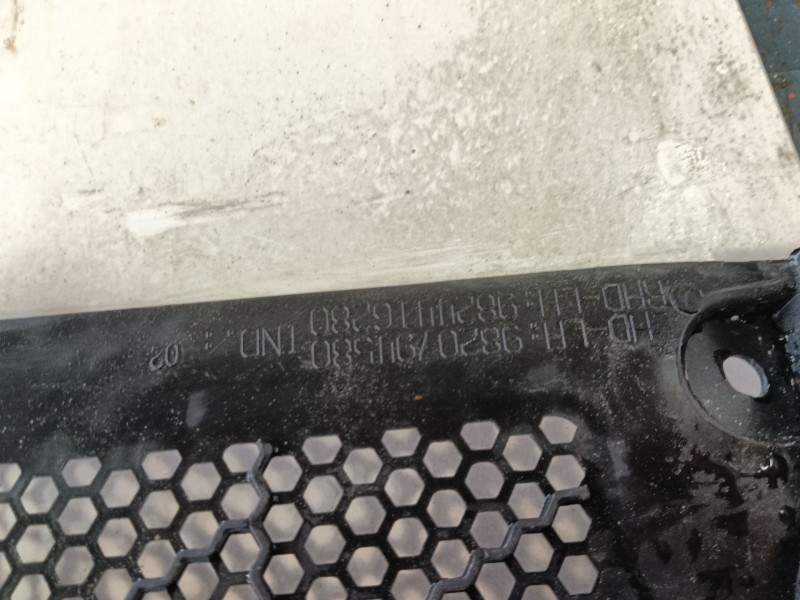 Recambio de torpedo para peugeot 2008 ii (ud_, us_, uy_, uj_, ur_, uc_) 1.2 puretech 130 referencia OEM IAM   