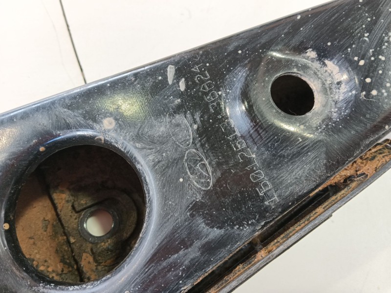 Recambio de brazo suspension inferior trasero derecho para kia sportage iv (ql, qle) 1.7 crdi referencia OEM IAM   